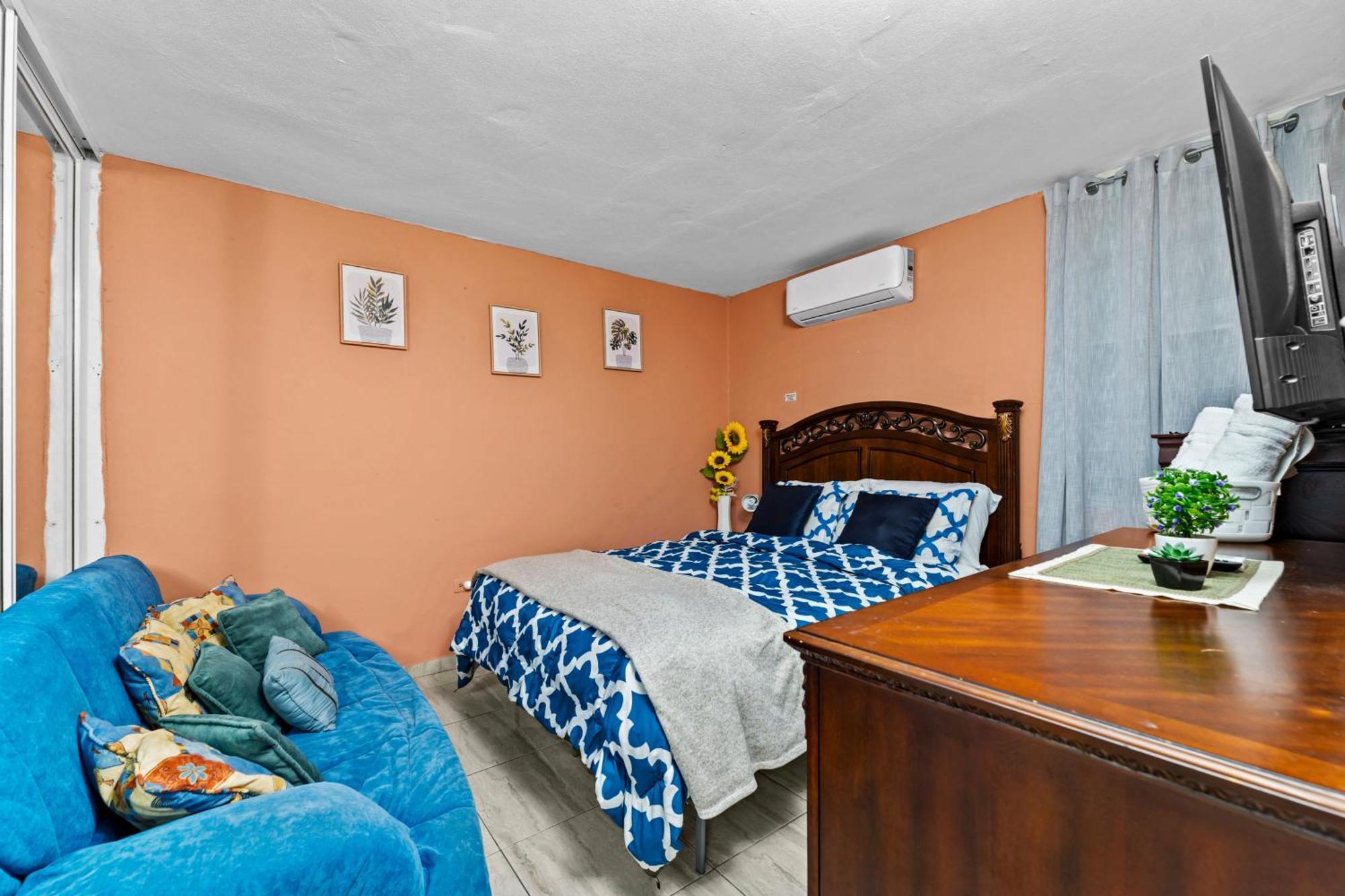 Lupa Guesthouse Affordable Family Home Rincon Esterno foto