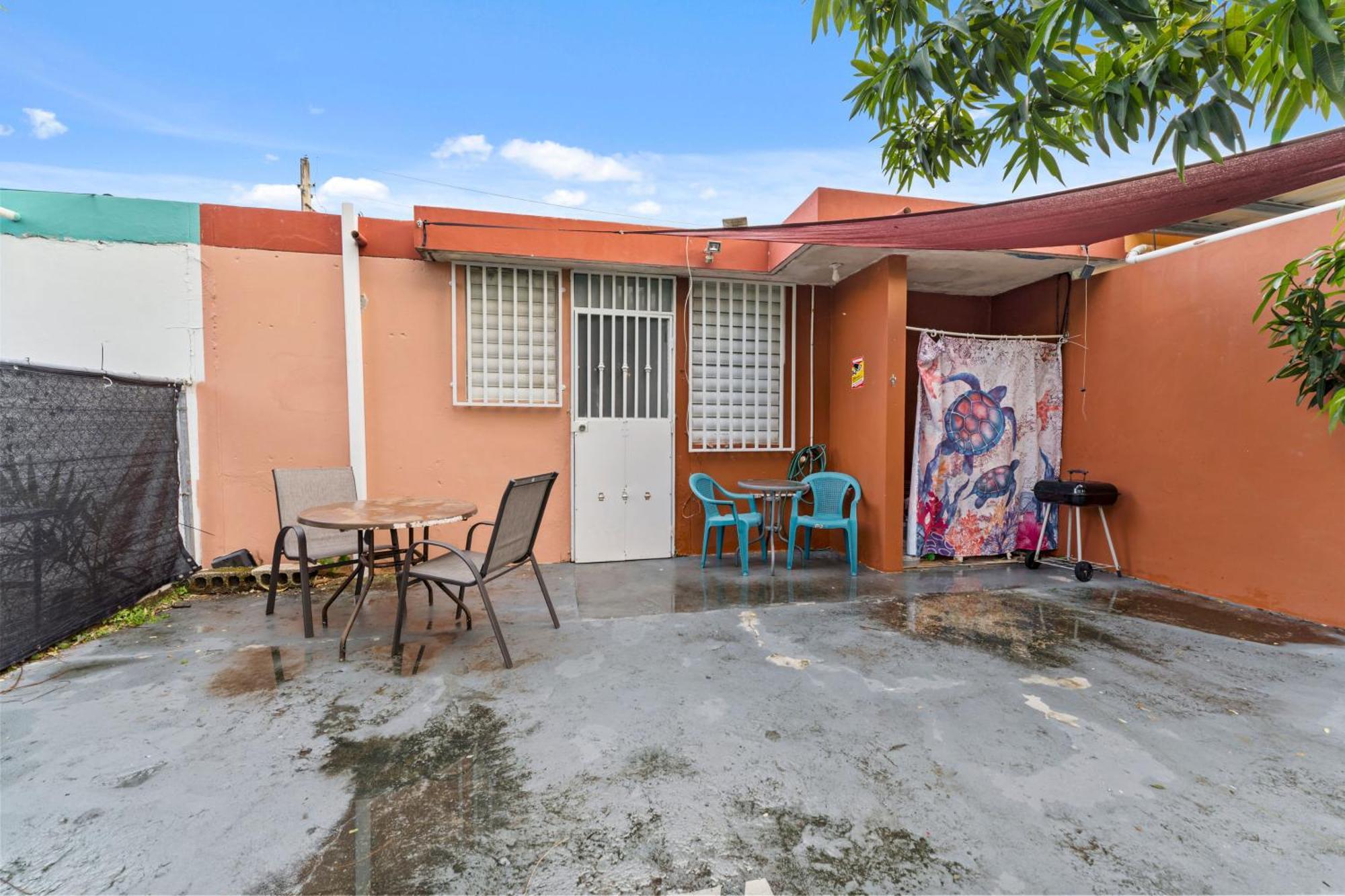 Lupa Guesthouse Affordable Family Home Rincon Esterno foto