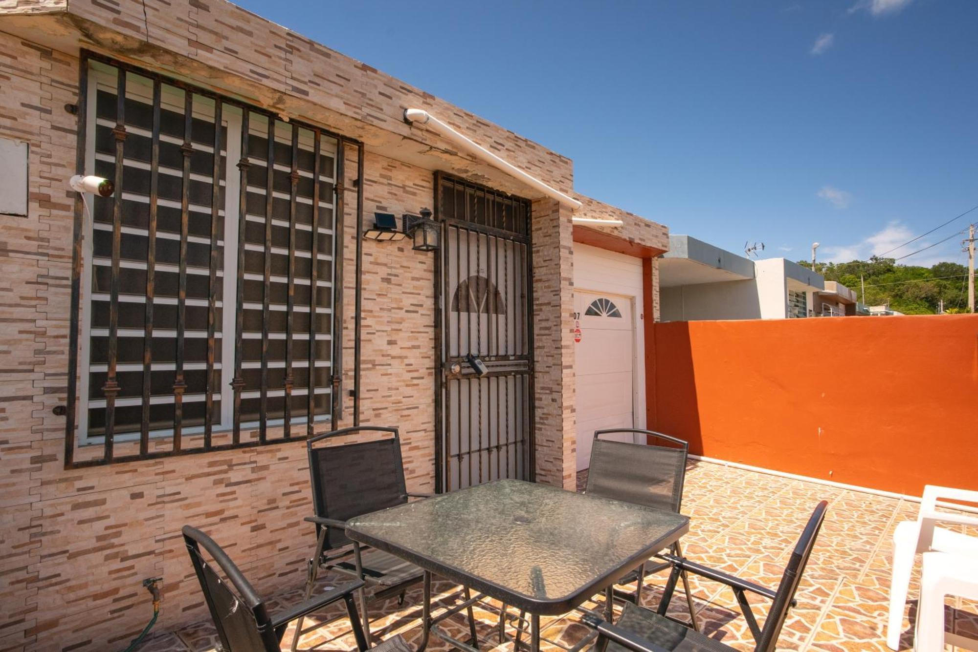 Lupa Guesthouse Affordable Family Home Rincon Esterno foto